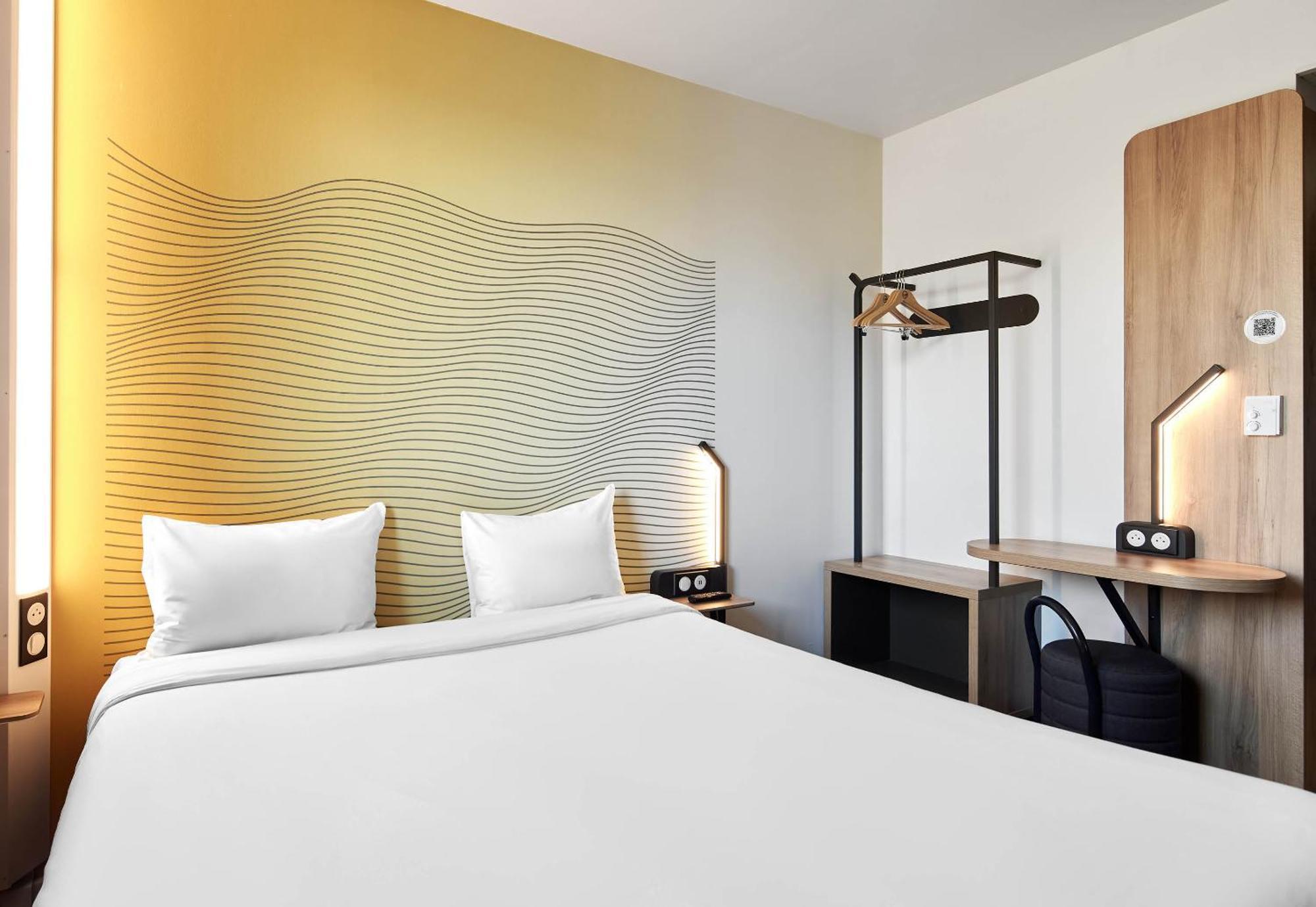 B&B Hotel Igny Palaiseau Dış mekan fotoğraf