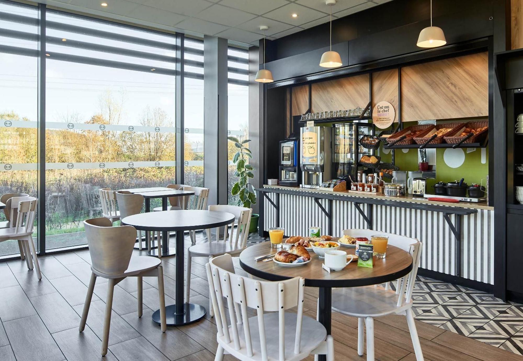 B&B Hotel Igny Palaiseau Dış mekan fotoğraf