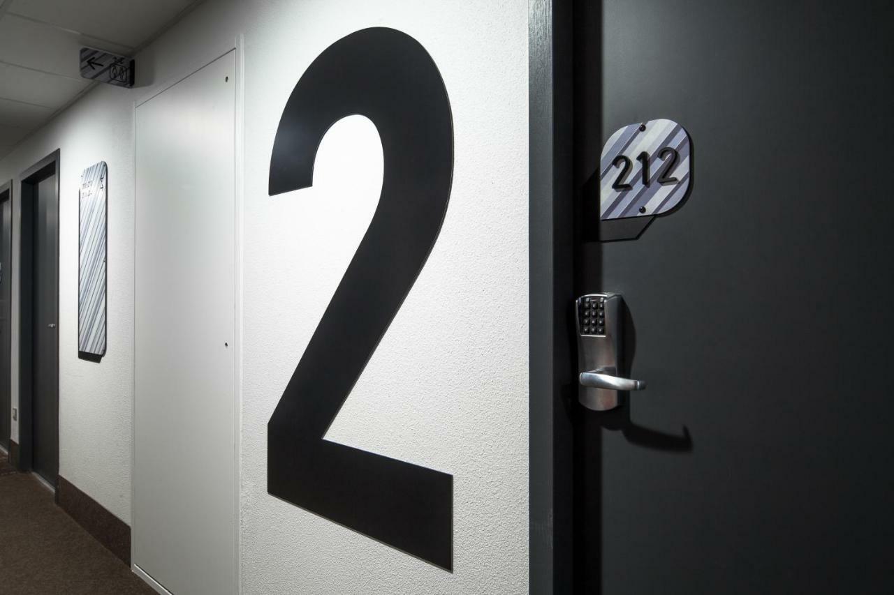 B&B Hotel Igny Palaiseau Dış mekan fotoğraf